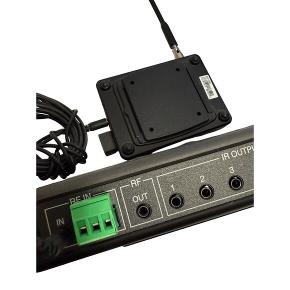 URC MRF-350 - Universal Remote Control Base Station with RFX-250 Sensor Extender - Picture 3 of 9